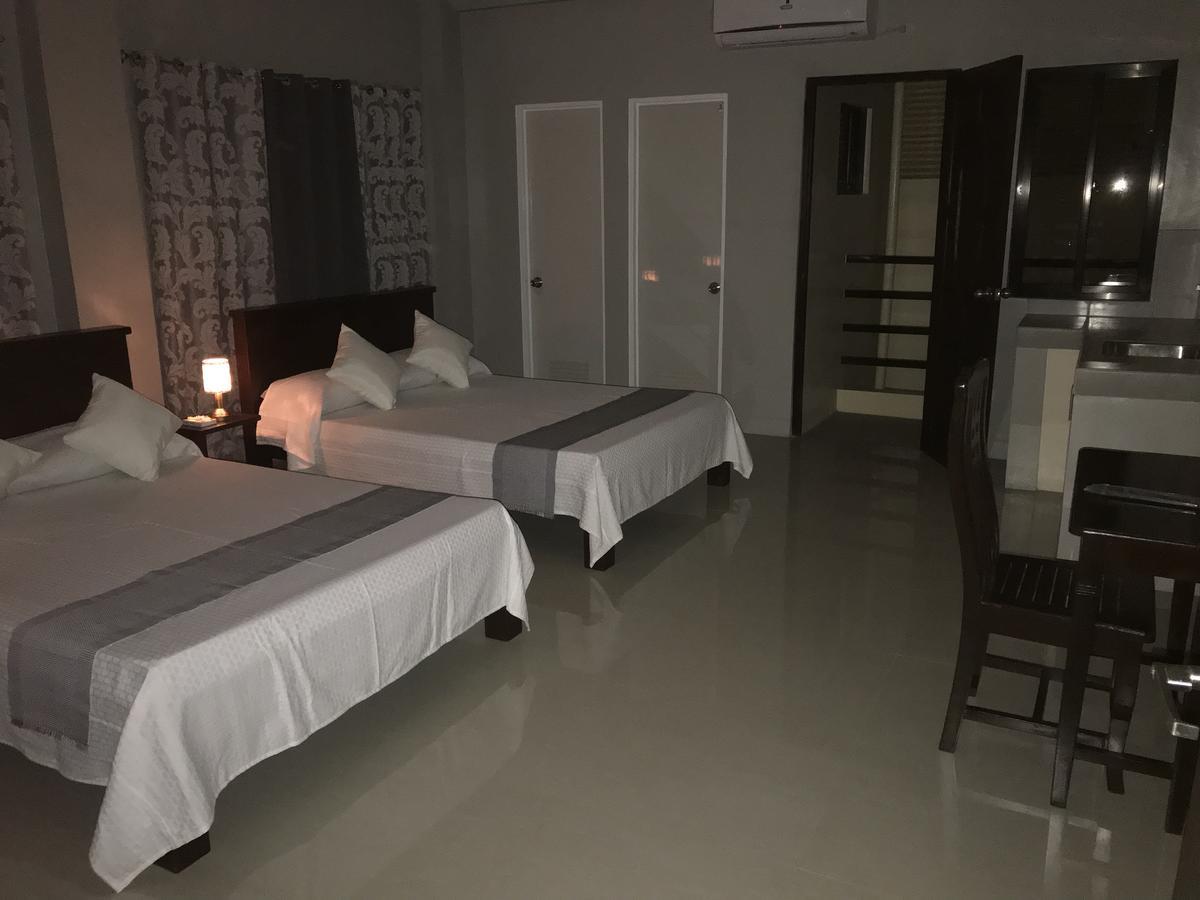 Reddoorz El Senor Jesus Apartelle Vigan Ilocos Hotel Exterior photo