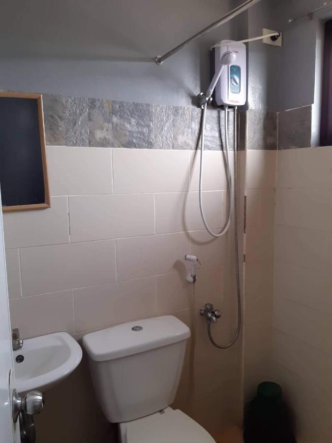 Reddoorz El Senor Jesus Apartelle Vigan Ilocos Hotel Exterior photo